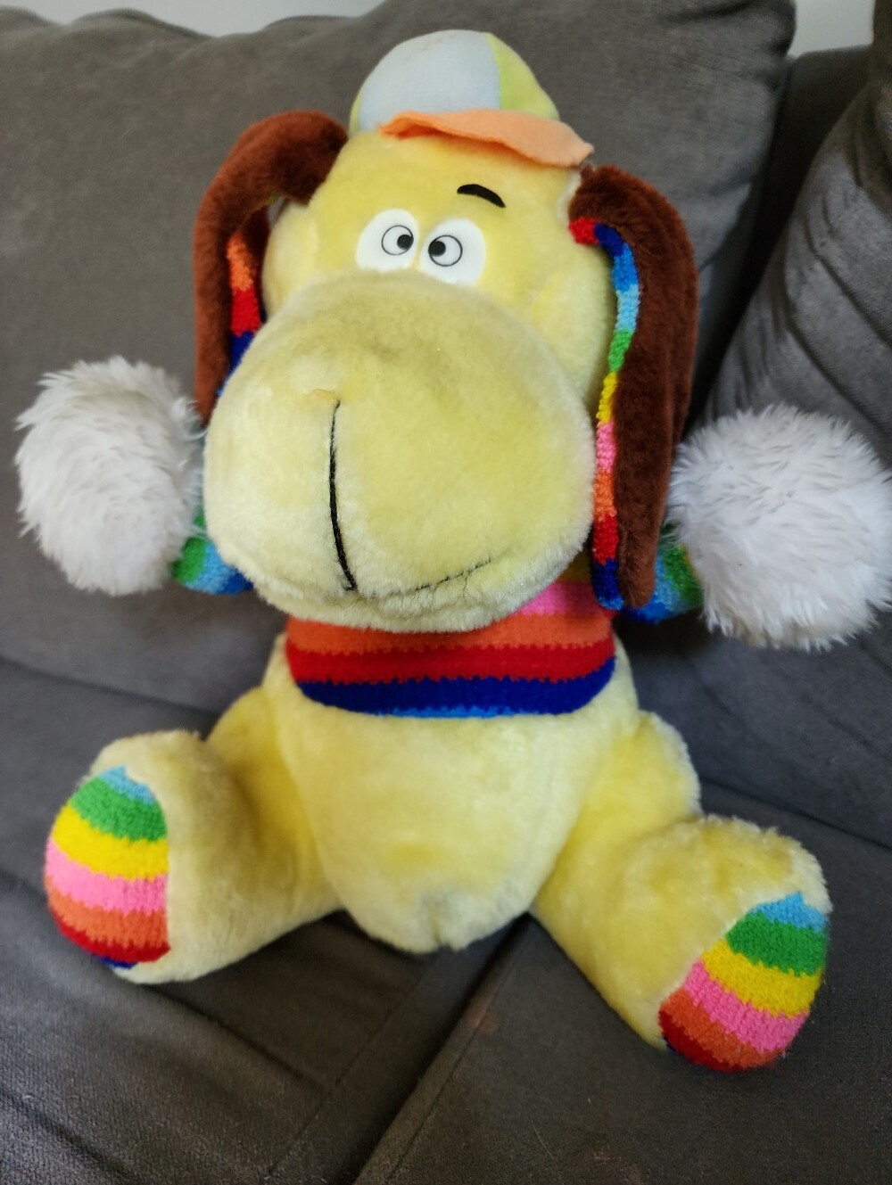 Vintage Commonwealth Plush Yellow Rainbow Dog Terrycloth Baseball Cap